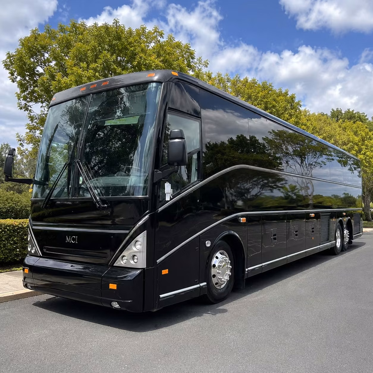 corporate event bus rentals in long beach