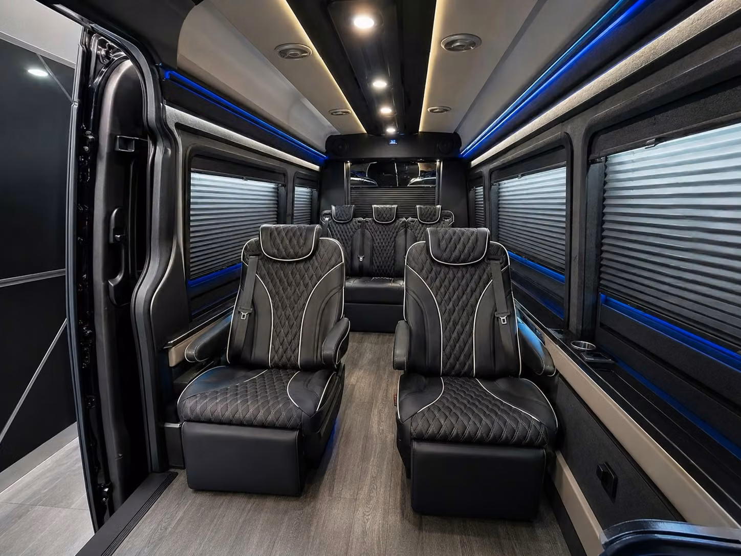 longbeachcharterbus com helps you coordinate multi airport group transfers across southern california
